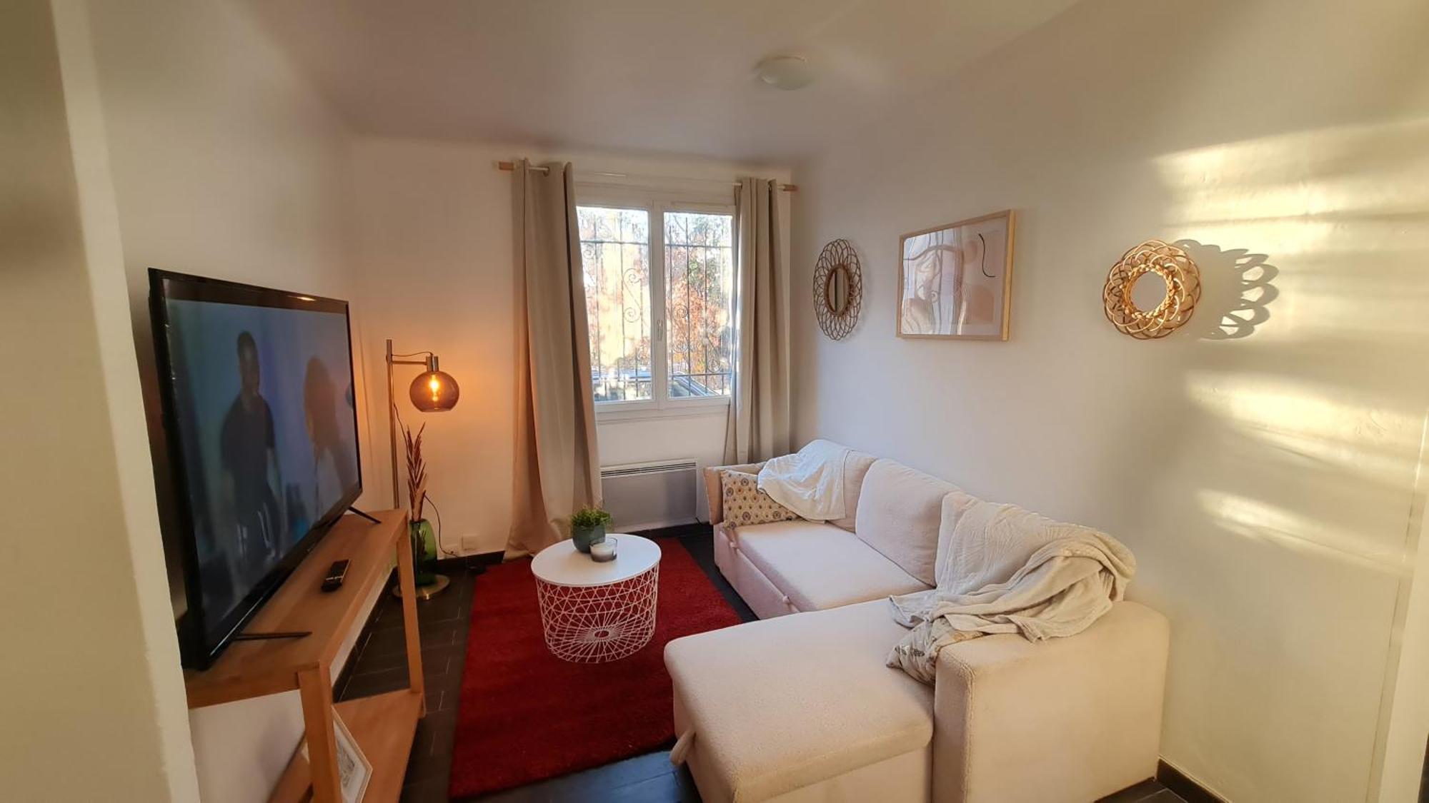 Les Lilas Marignane Exterior photo
